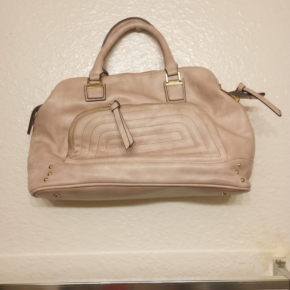 Steve Madden purse, slightly used, but great condition.